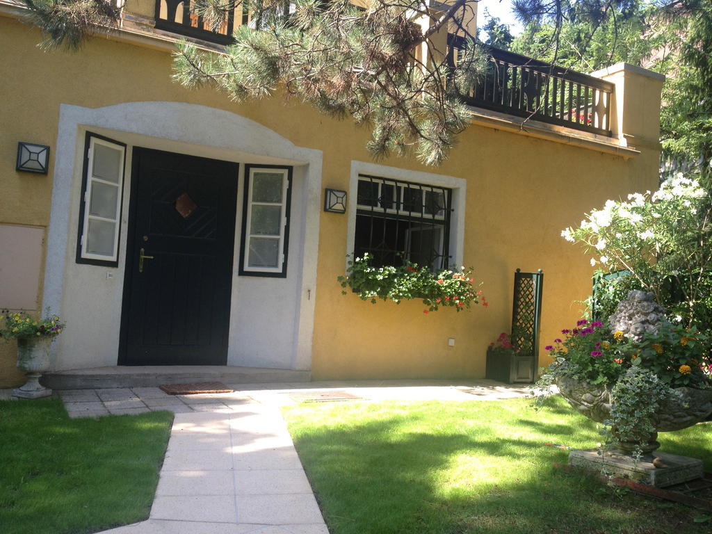 Exquisites Gartenapartment in eleganter Jugendstilvilla Viena Exterior foto